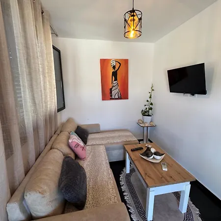 Villa Private Aras -pleasure Of Elegance & Serenity
