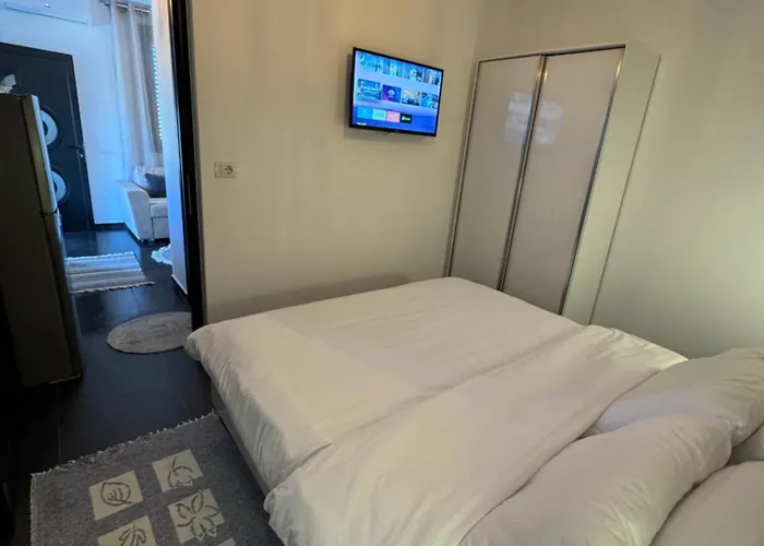 Private Aras -pleasure Of Elegance & Serenity *